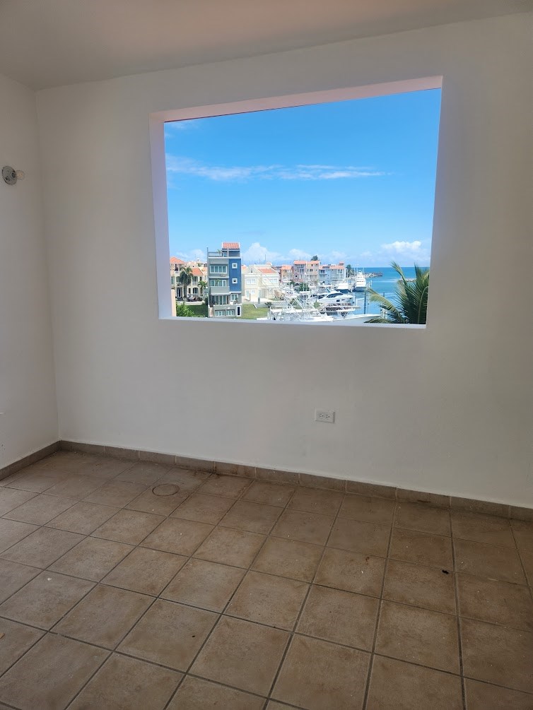 Harbour Drive 202F